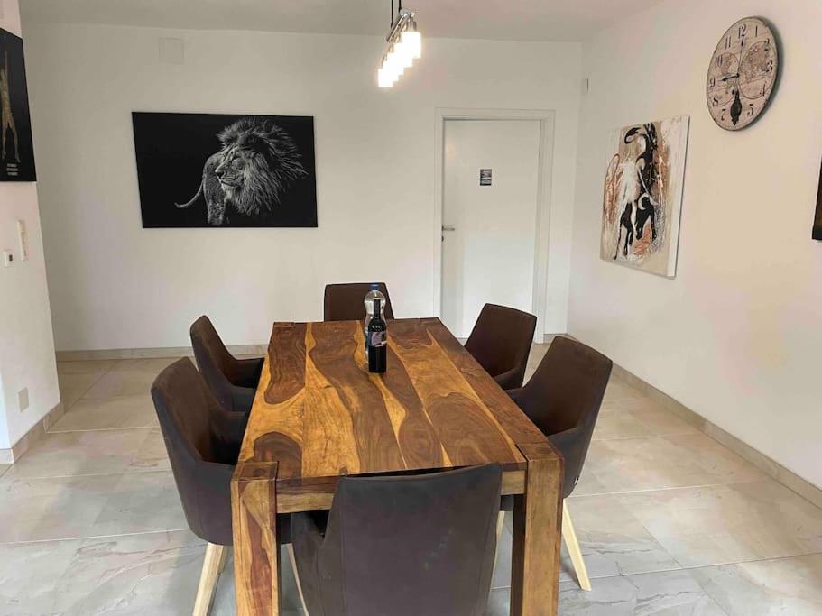 Moderne Wohnung Mit Stil Gross Gerungs Екстериор снимка